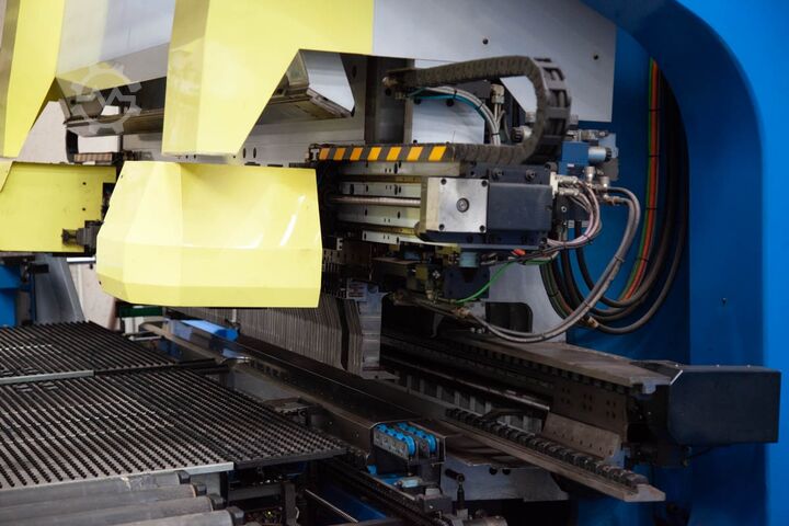 Biegezentrum FINNPOWER EB5 200