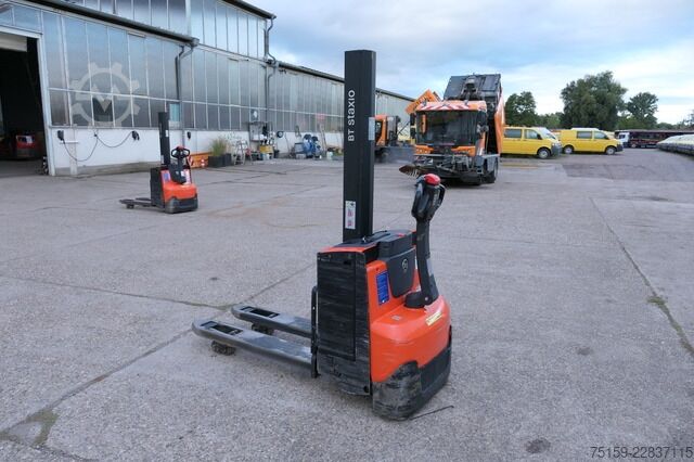 Hochhubwagen bt SWE 080L