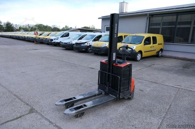 Hochhubwagen bt SWE 080L