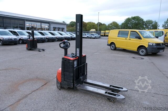 Manual stacker bt SWE 080L Batterie 05/2022