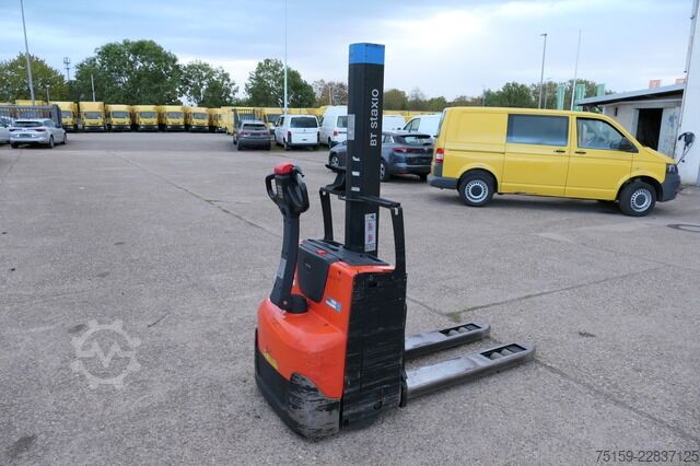 Manual stacker bt SWE 080L Batterie 06/2025
