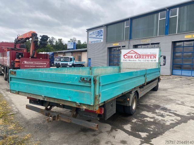 Pritschenwagen MERCEDES-BENZ 817