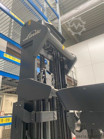 Schubmaststapler Linde R14-01