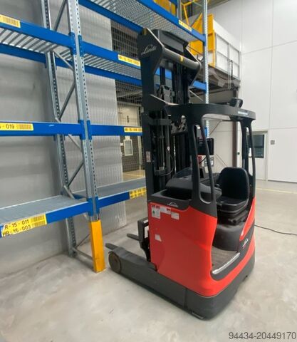 Schubmaststapler Linde R14-01
