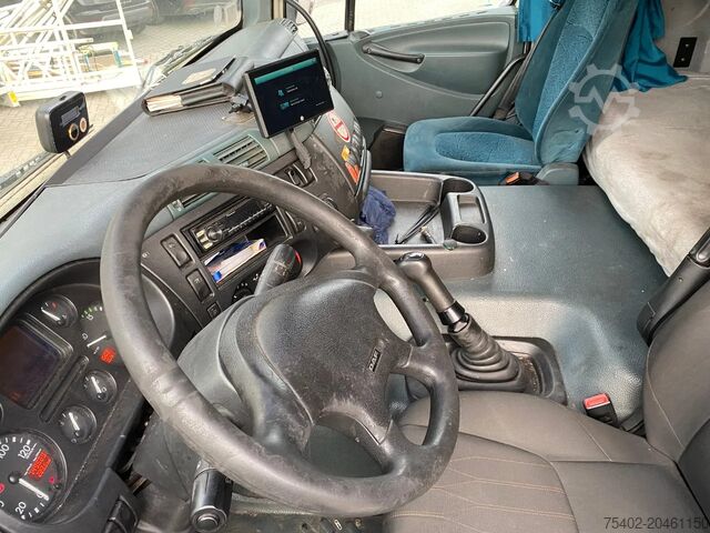 Fahrgestell mit Fahrerhaus DAF CF 75.310 / Manual / Euro 3