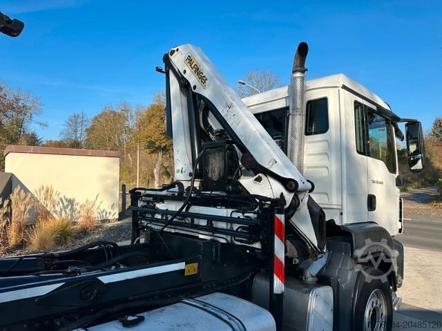 Autokran MAN TGS 26.400 6x2 Abrollkipper KRAN FUNK lift/lenk