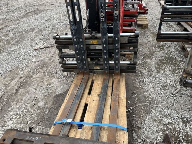 Multi-pallet handler 2/1 profile type Kaup 2T429C