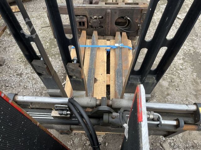 Multi-pallet handler 2/1 profile type Kaup 2T429C