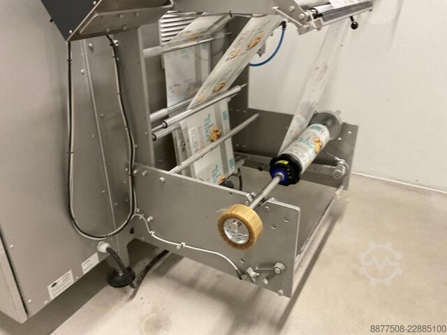 Vertical form-fill-seal machine ROVEMA VFFS