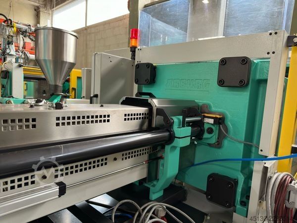 Injection molding machine Arburg 470C 1500-400