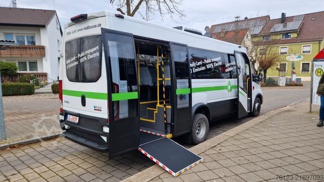 Stadtbus IVECO Daily Heckniederflur Elektro City Stock