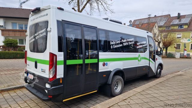 Stadtbus IVECO Daily Heckniederflur Elektro City Stock