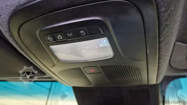 Kleinbus MERCEDES-BENZ 519  Allrad 4 x 4 Lagerfahrzeug Stock 20 Sitzer