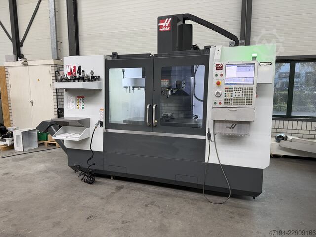 Vertical machining center HAAS VF-4