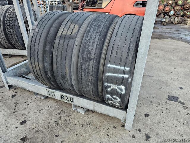 Chassis GOODYEAR 11 R 22.5  TRAILER TIRE.