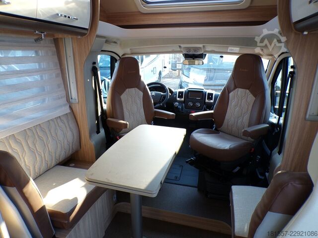 Teilintegriertes Wohnmobil BÜRSTNER Limited T IT 727 G Hubbett, SAT, Markise