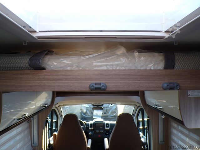 Teilintegriertes Wohnmobil BÜRSTNER Limited T IT 727 G Hubbett, SAT, Markise