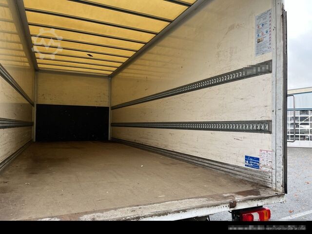 Box truck MERCEDES-BENZ 1224 L Koffer 7,20m* LBW 1,5t*Klima*AutomatikNSW