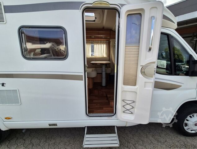 Teilintegriertes Wohnmobil HYMER/ERIBA Exsis-t 588 *Komfort-Line Paket*SAT + TV*