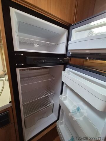 Teilintegriertes Wohnmobil HYMER/ERIBA Exsis-t 588 *Komfort-Line Paket*SAT + TV*