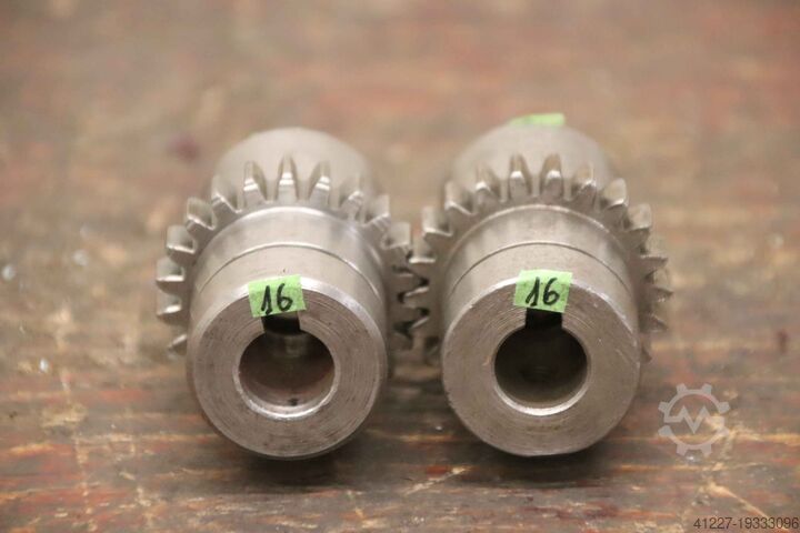 Gear shaft 2 pieces unbekannt Ø 48 mm / 22 Zähne