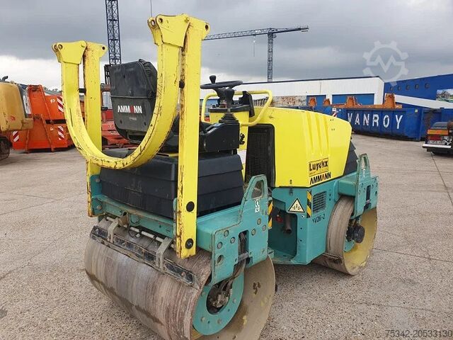 Vibrating roller Ammann Ammann AV 26.2