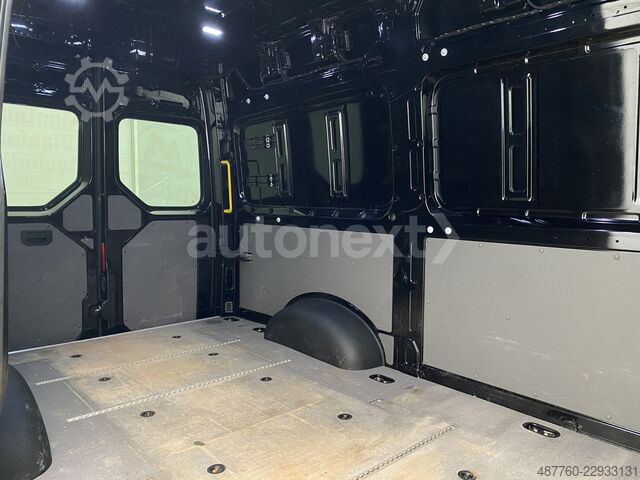 High top van VW Crafter 35 *4MOTION* KAMERA+AHK 3,0t+230V+NAVI