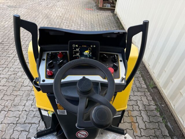 Single drum roller BOMAG BW100ADe-5 / Electric / KSG / LED / Neuwertig