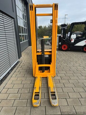 Pallet Stackers Jungheinrich EJC 216z