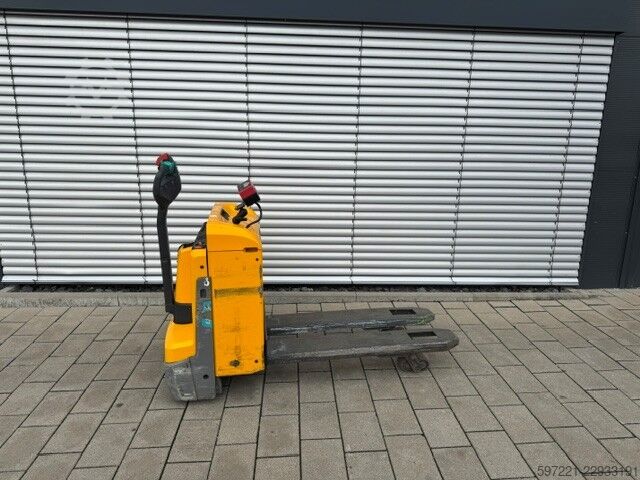 Electric Pallet Trucks Jungheinrich EJE 116 mit Waage