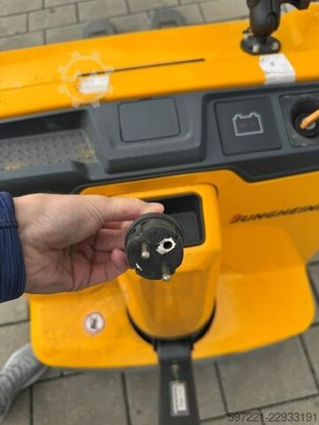 Electric Pallet Trucks Jungheinrich EJE 116 mit Waage
