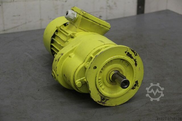 Gear motor 0.37 kW 20 rpm Röchling SG71-4B