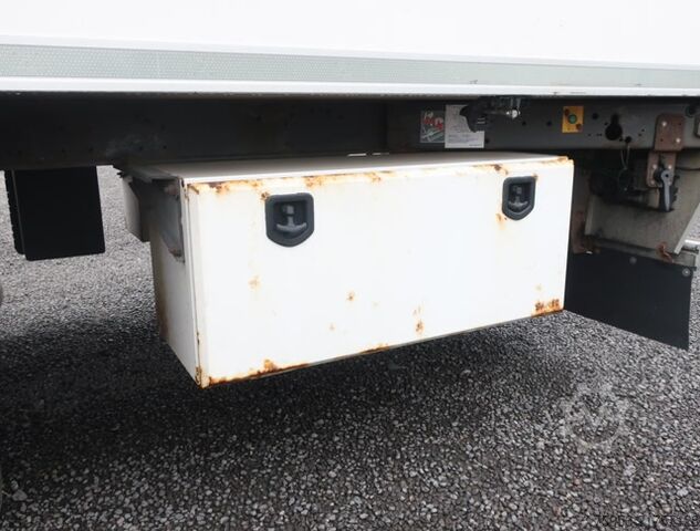Reefer semitrailer Lamberet SR2 Doppelstock Alcoa Liftachse P-Kasten Vector