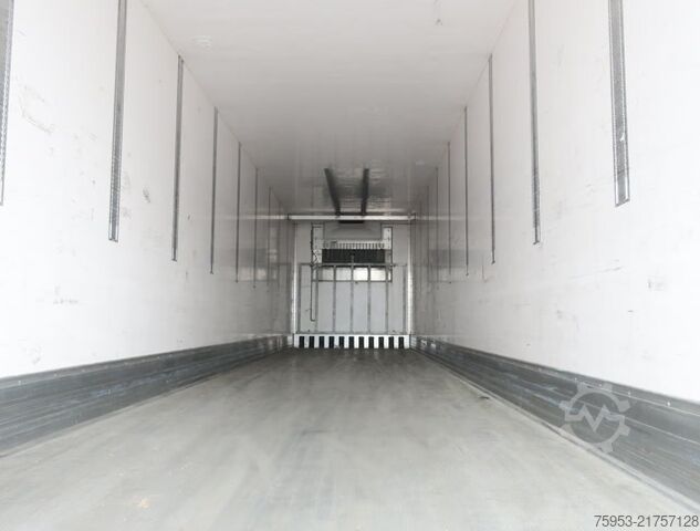 Reefer semitrailer Lamberet SR2 Doppelstock Alcoa Liftachse P-Kasten Vector