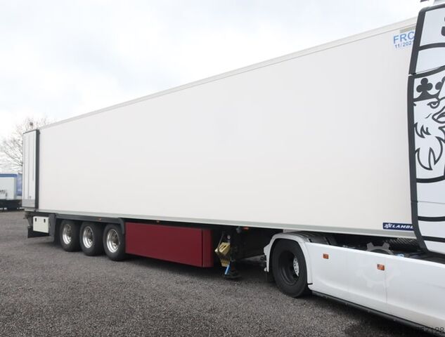 Reefer semitrailer Lamberet SR2 Doppelstock Alcoa Liftachse P-Kasten Vector