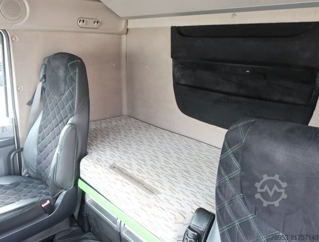 Standard tractor unit DAF XF 460 SSC Intarder Standklima