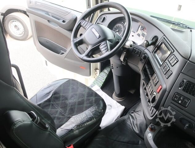 Standard tractor unit DAF XF 460 SSC Intarder Standklima