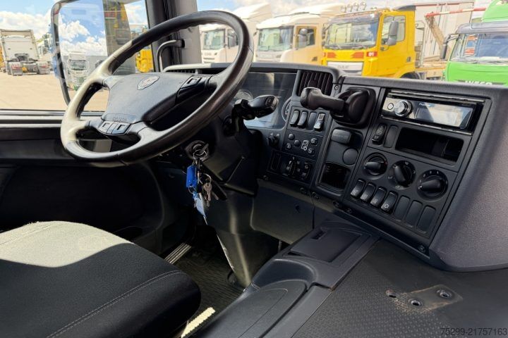 Skip truck Scania P410 6x4 UT / Swiss-Vehicle