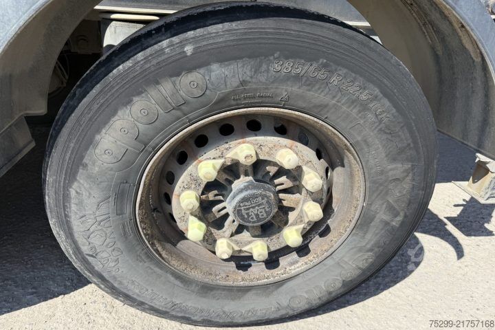 Tipper semitrailer Schwarzmüller SPA 3/E Kipper / Swiss-Vehicle