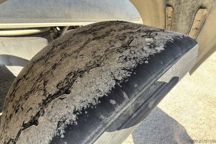 Tipper semitrailer Schwarzmüller SPA 3/E Kipper / Swiss-Vehicle