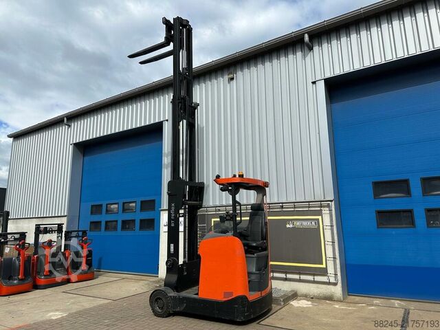 Außen-Reachtruck BT RRE160HR mit RAVAS Wiegesystem BT RRE160HR