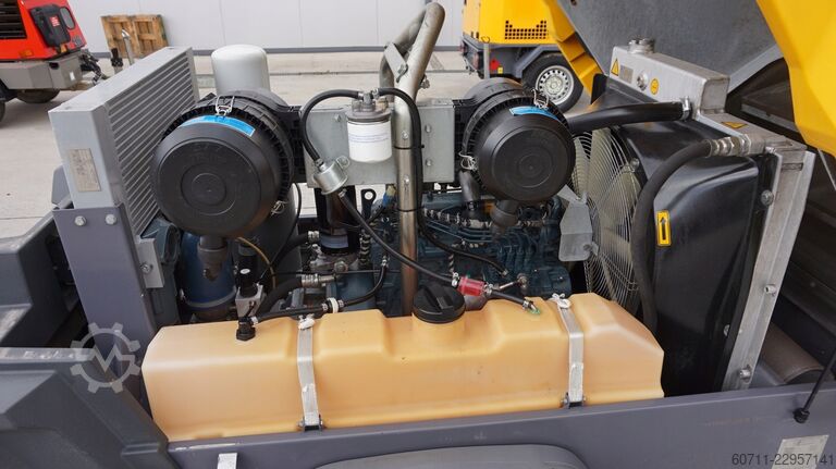 Screw compressor Atlas Copco XAS88