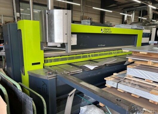 Hydraulic guillotine shear Safan Darley