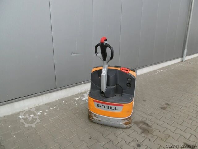 Electric low-lift pallet truck STILL EXU 18