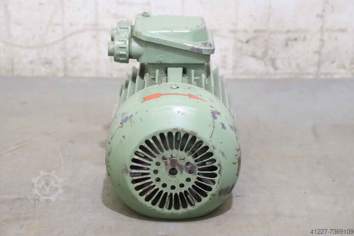 Electric motor 0.55 kW 1370 rpm unbekannt 4AX71A