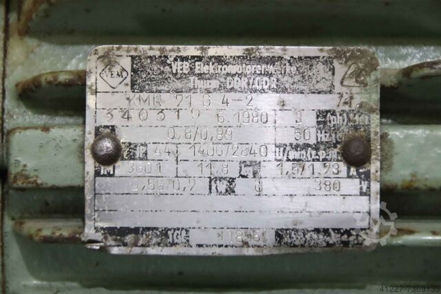 Electric motor 0.55/0.7 kW 1400/2840 U/min VEM KMR 71 G 4-2