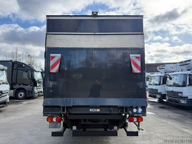 Box van MERCEDES-BENZ ATEGO 818 L Koffer 7,20 m LBW 1 T*SEITENTÜR