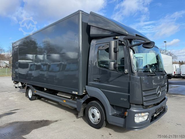 Box van MERCEDES-BENZ ATEGO 818 L Koffer 7,20 m LBW 1 T*SEITENTÜR
