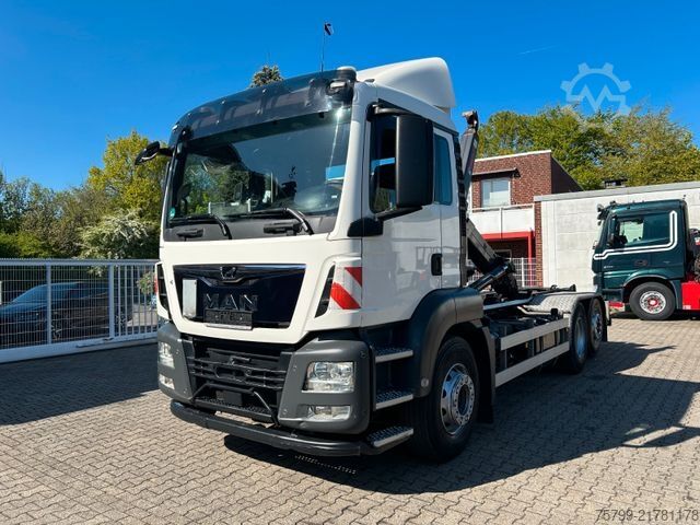 Roll-off tipper truck MAN 26.460 TGS Abrollkipper 6x2