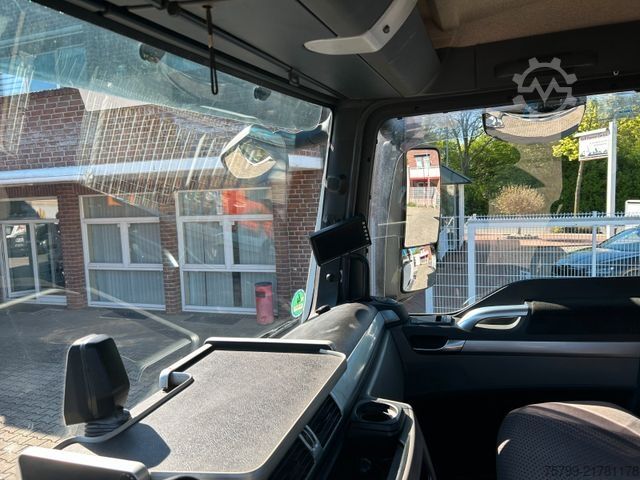 Roll-off tipper truck MAN 26.460 TGS Abrollkipper 6x2